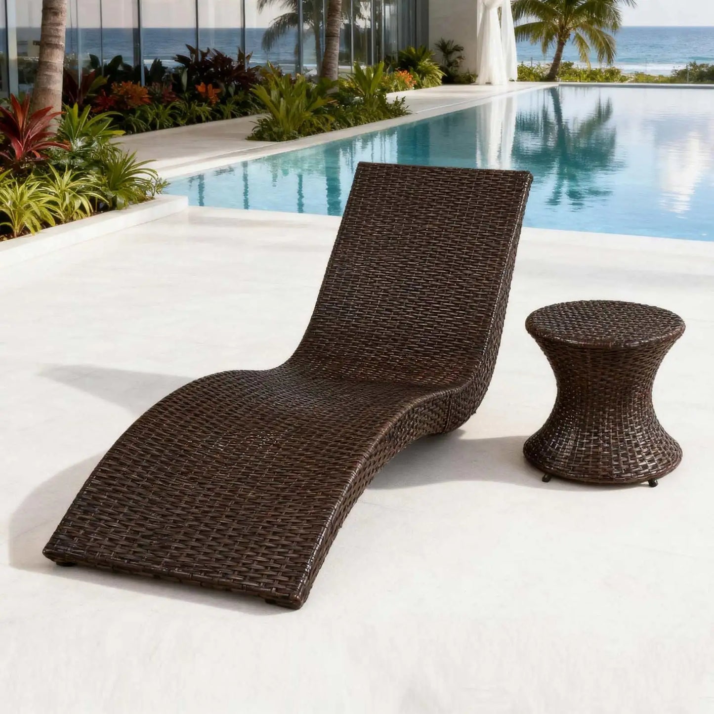 Outdoor Rattan Chaise Lounge