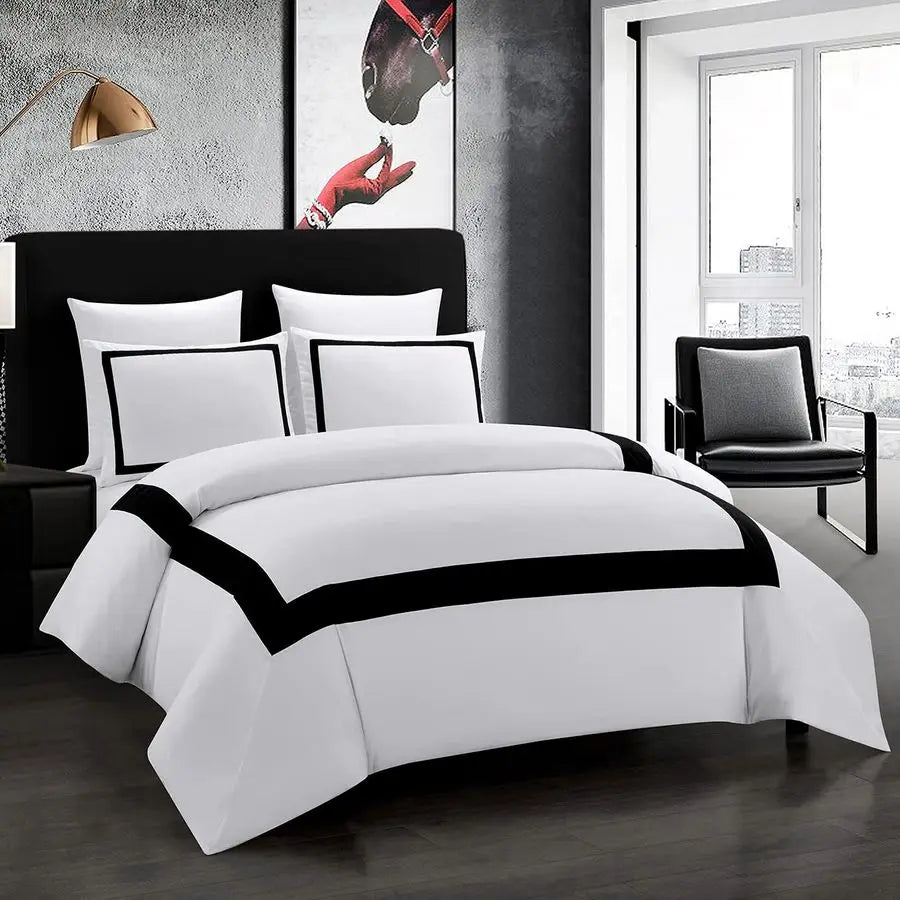 Hotel Duvet Cover Set Queen Size 3Pcs Microfiber Black Line Pattern