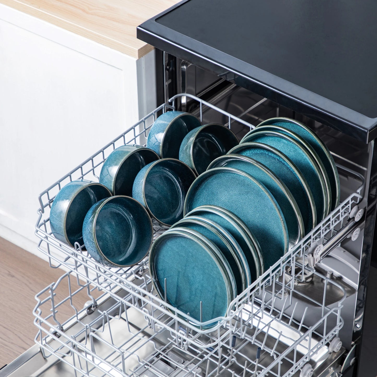 Vancasso 18/36 Piece Blue Ceramic Plate Set