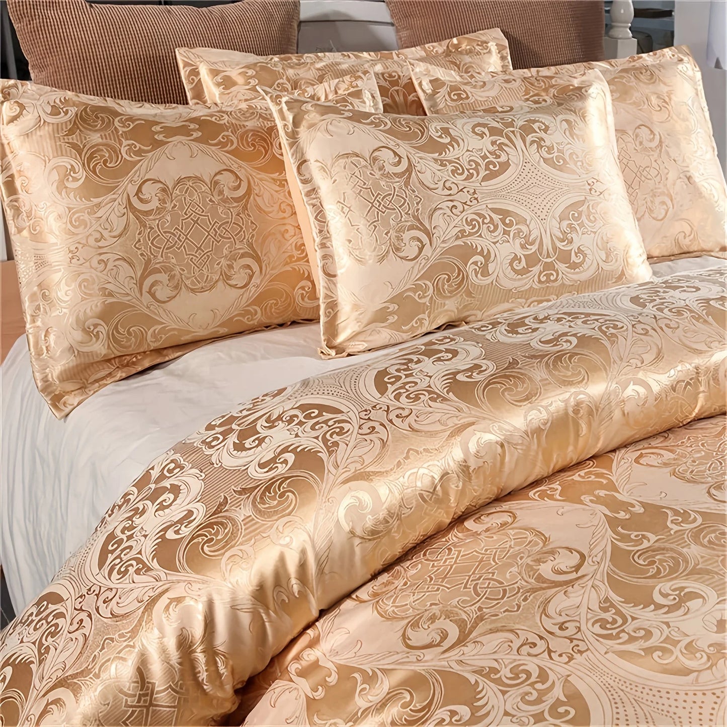 Three-Piece Luxurious Satin European Classic Damask Duvet Cover